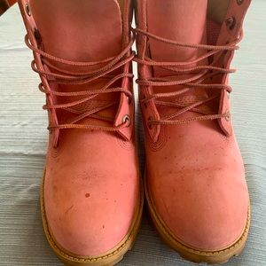 Girls timberlands size 6